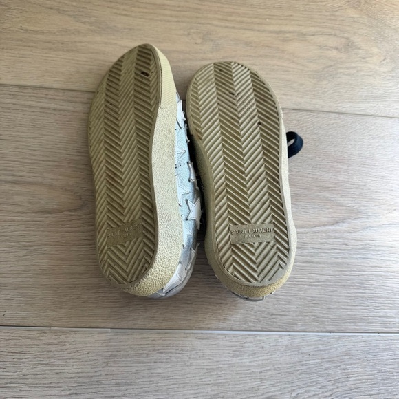 Saint Laurent shiny silver star sneakers - Picture 6 of 7